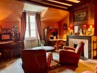 Estate Agents Picture 2