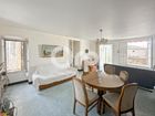 Estate Agents Picture 3