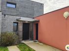 Estate Agents Picture 3