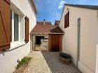 Estate Agents Picture 3