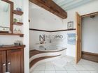 Estate Agents Picture 3