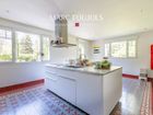 Estate Agents Picture 3