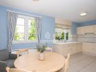 Estate Agents Picture 3