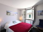 Estate Agents Picture 3