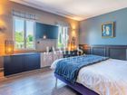 Estate Agents Picture 2