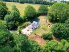 Estate Agents Picture 3