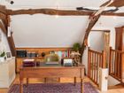 Estate Agents Picture 2