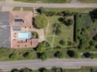 Estate Agents Picture 3