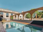 Estate Agents Picture 2