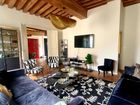 Estate Agents Picture 1