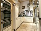 Estate Agents Picture 3