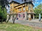 Estate Agents Picture 2
