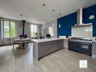 Estate Agents Picture 3