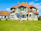 Estate Agents Picture 3
