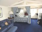 Estate Agents Picture 1