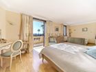 Estate Agents Picture 2