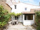 Estate Agents Picture 3