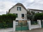Estate Agents Picture 1