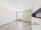 Estate Agents Picture 3