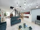Estate Agents Picture 3