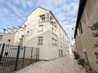 Estate Agents Picture 3