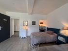 Estate Agents Picture 3