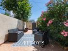 Estate Agents Picture 1
