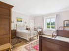 Estate Agents Picture 2