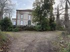 Estate Agents Picture 3