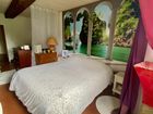 Estate Agents Picture 1