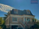 Estate Agents Picture 2