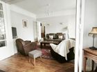 Estate Agents Picture 2