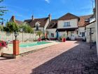 Estate Agents Picture 2