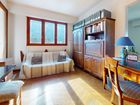 Estate Agents Picture 3