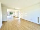 Estate Agents Picture 3
