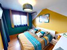 Estate Agents Picture 2