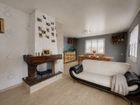 Estate Agents Picture 3
