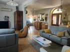 Estate Agents Picture 3