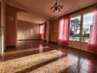 Estate Agents Picture 2