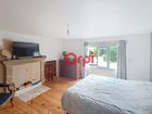 Estate Agents Picture 3
