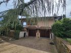 Estate Agents Picture 2