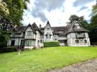 Estate Agents Picture 3