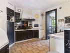 Estate Agents Picture 3
