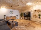 Estate Agents Picture 3
