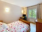 Estate Agents Picture 2