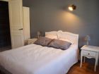 Estate Agents Picture 3