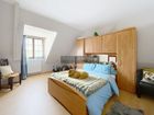 Estate Agents Picture 3