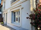 Estate Agents Picture 1