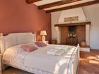 Estate Agents Picture 3