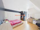 Estate Agents Picture 3